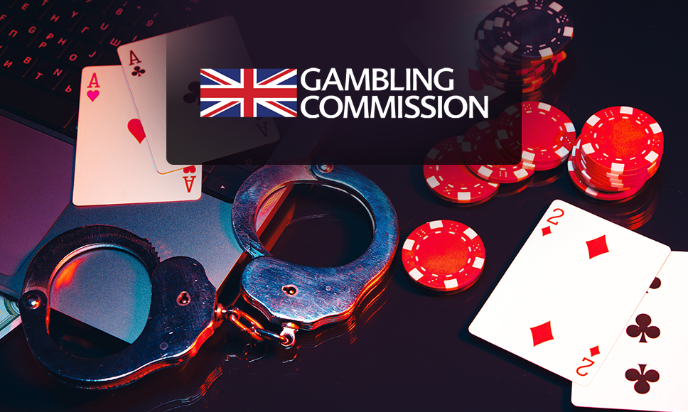 Logo Gambling Commission, carte da gioco, fiches e delle manette